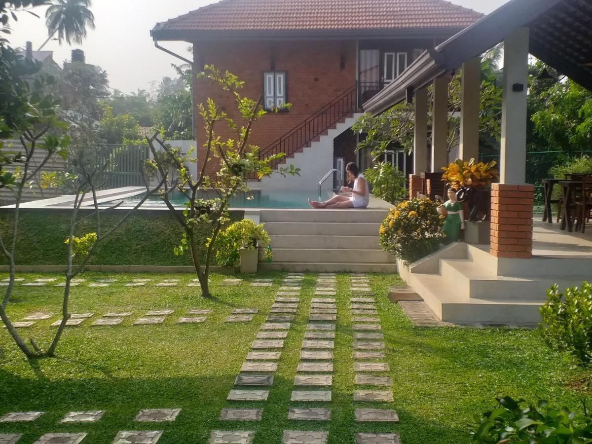 Green Wood Villa เนกอมโบ ภายนอก รูปภาพ