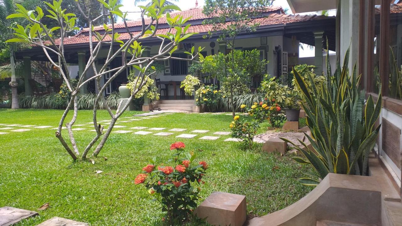 Green Wood Villa เนกอมโบ ภายนอก รูปภาพ